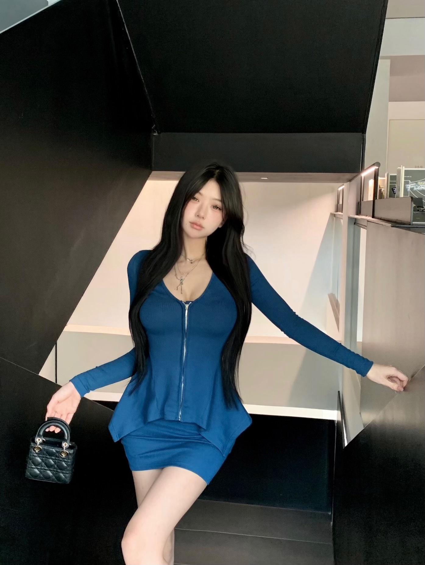 實拍~氣質性感修身套裝v領收腰荷葉邊不規則上衣半身包臀裙
