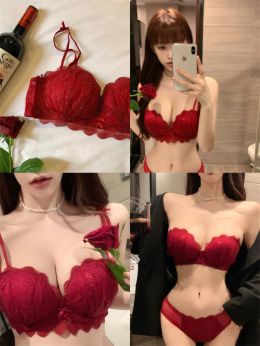 Real shot of New Year's red lace red underwear without wires and removable shoulder straps bra set