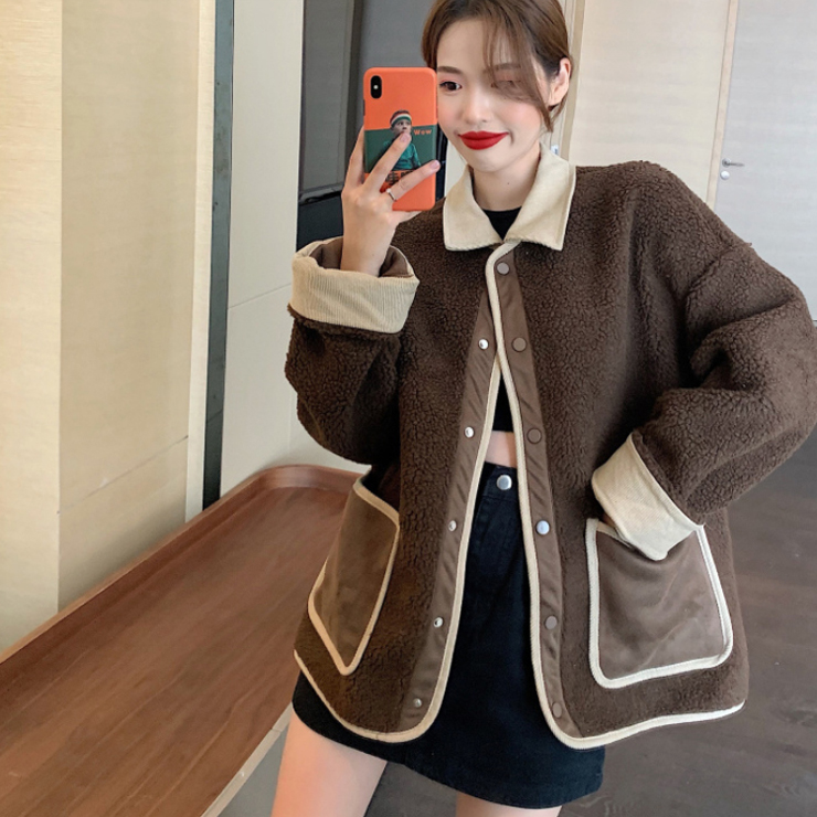 Plus size women's French niche retro lamb wool coat autumn and winter new style very fairy top design niche women
