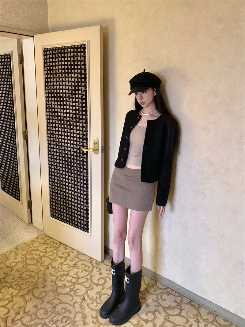 實拍  復古氣質洋氣小香風黑色外套+吊帶半身褲裙套裝