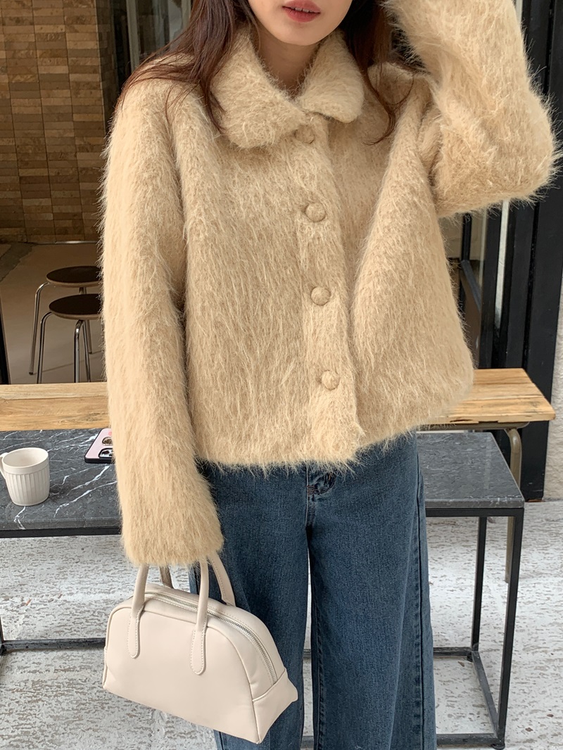 Actual shot of Korean style lazy and gentle style single-breasted short coat in two colors
