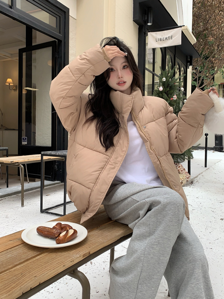 Actual shot of short warm cotton jacket with stand collar, thickened and versatile bread jacket for small people
