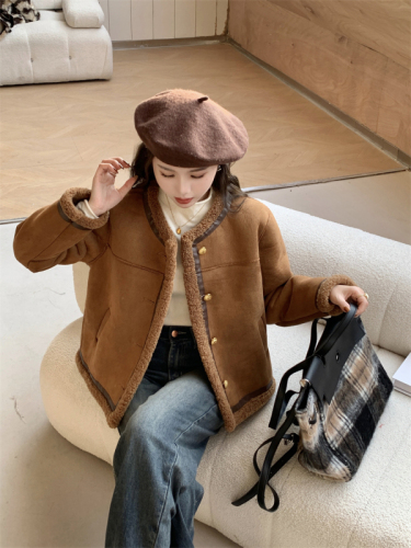 Fur all-in-one jacket  winter new women's Korean style small and short plus velvet round neck lamb wool top