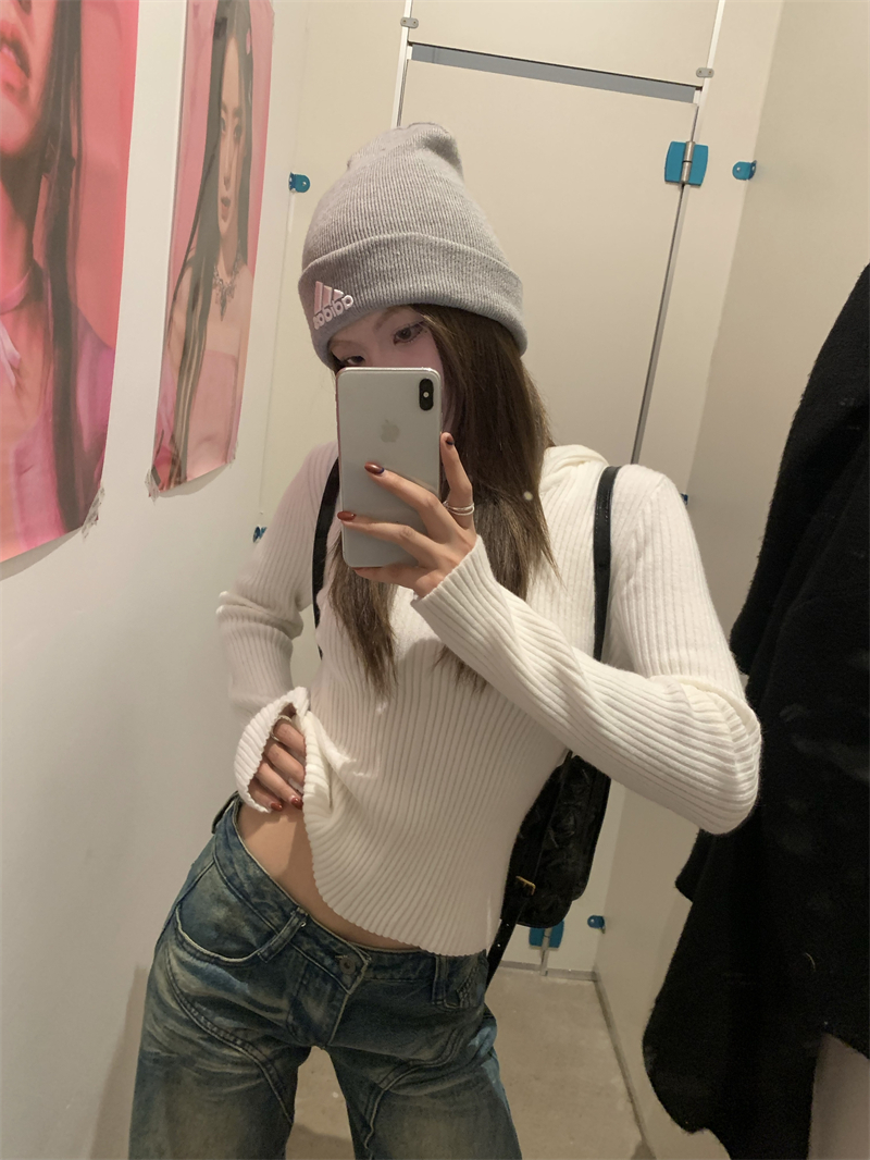 實拍  秋冬季新款慵懶風毛衣女短款打底連帽毛織上衣