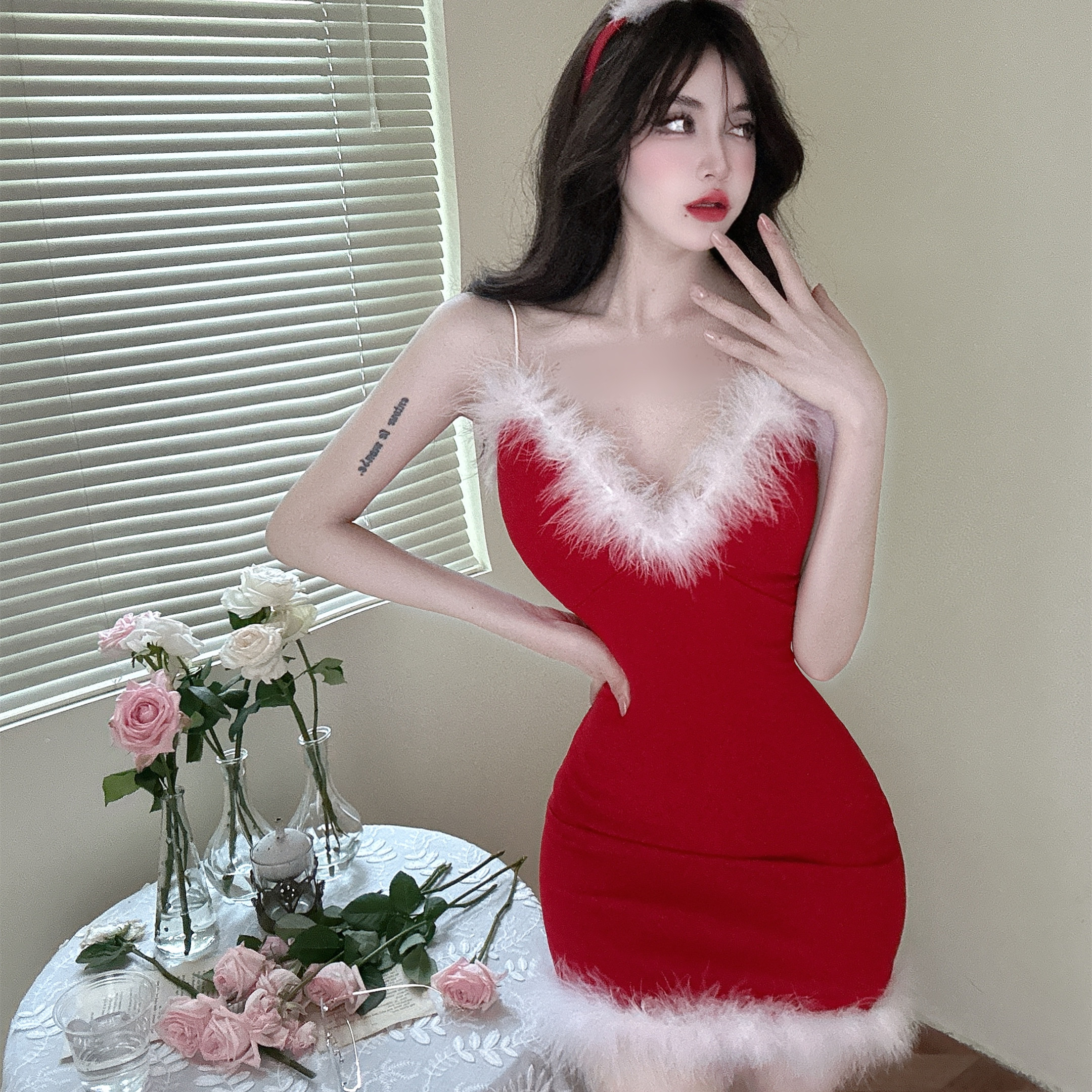 實拍新款性感真毛拼接吊帶包臀連衣裙紅色聖誕寶貝毛毛裙