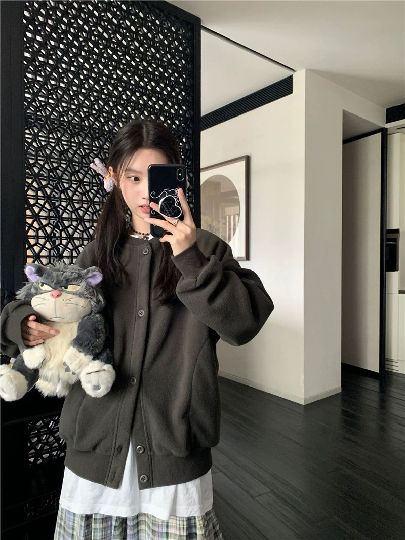 Autumn 2023 new baseball uniform plaid women's short coat Korean style lazy style small fragrance autumn and winter thickening
