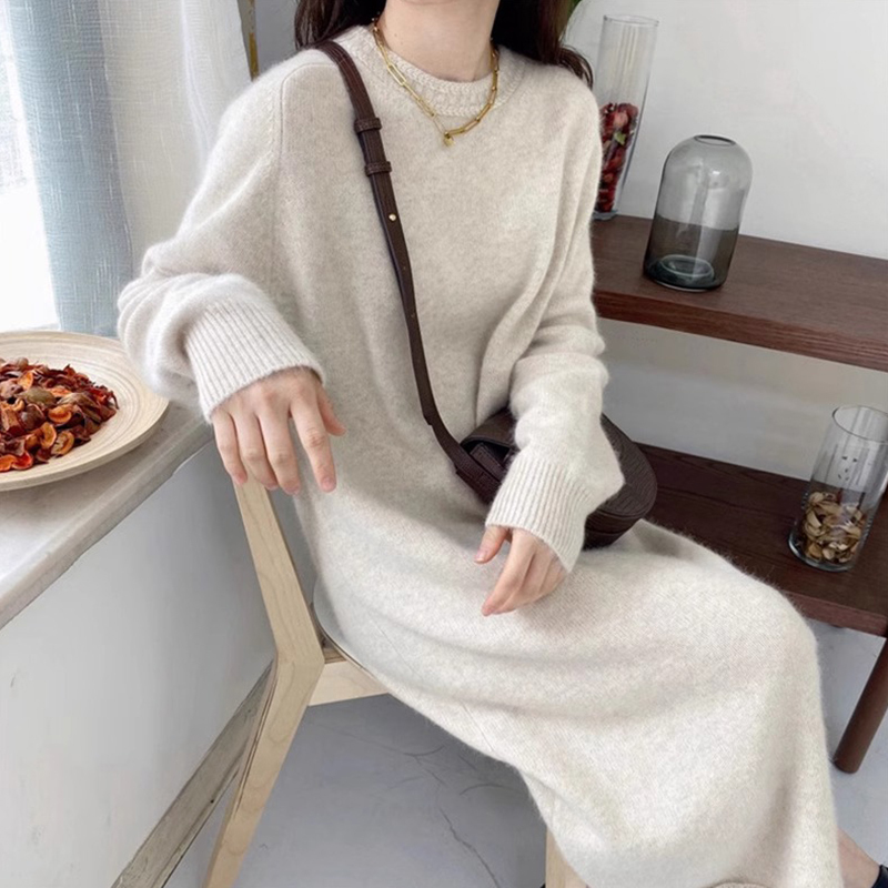 高級感針織連衣裙女秋冬季2023新款內搭打底配大衣毛衣裙氣質長裙