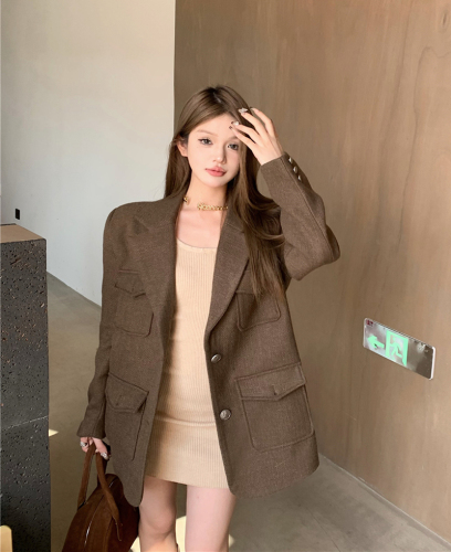 Real shot of autumn and winter retro woolen quilted suit jacket for women