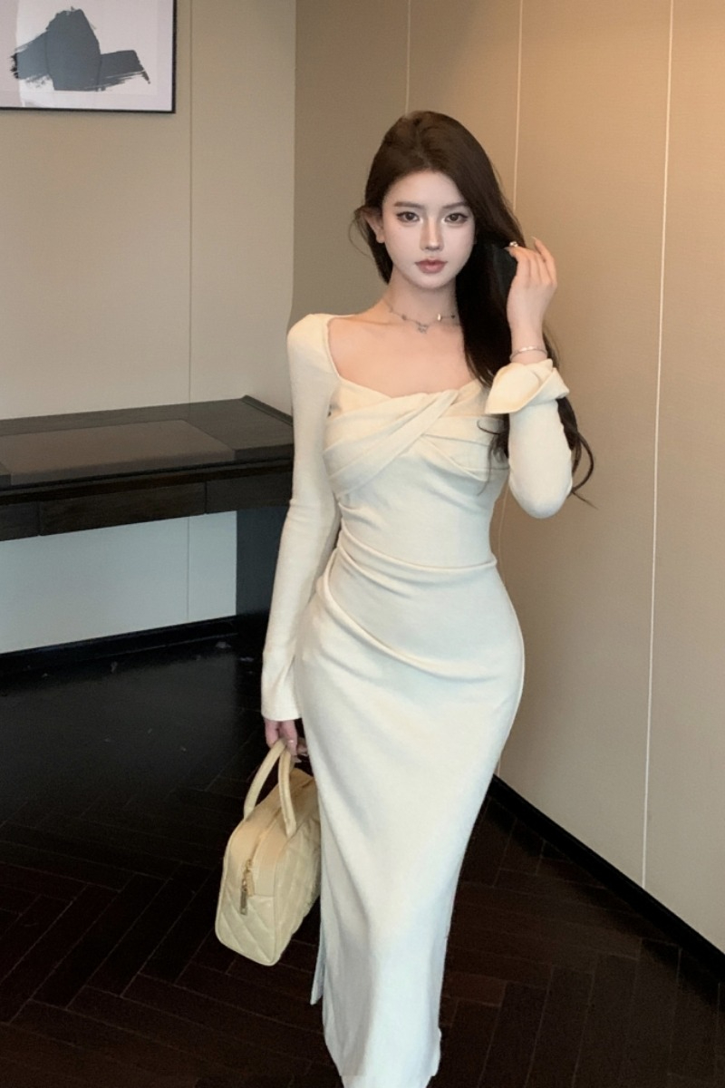 長袖方領扭結連衣裙女秋冬季性感純欲褶皺收腰包臀裙子開叉中長裙