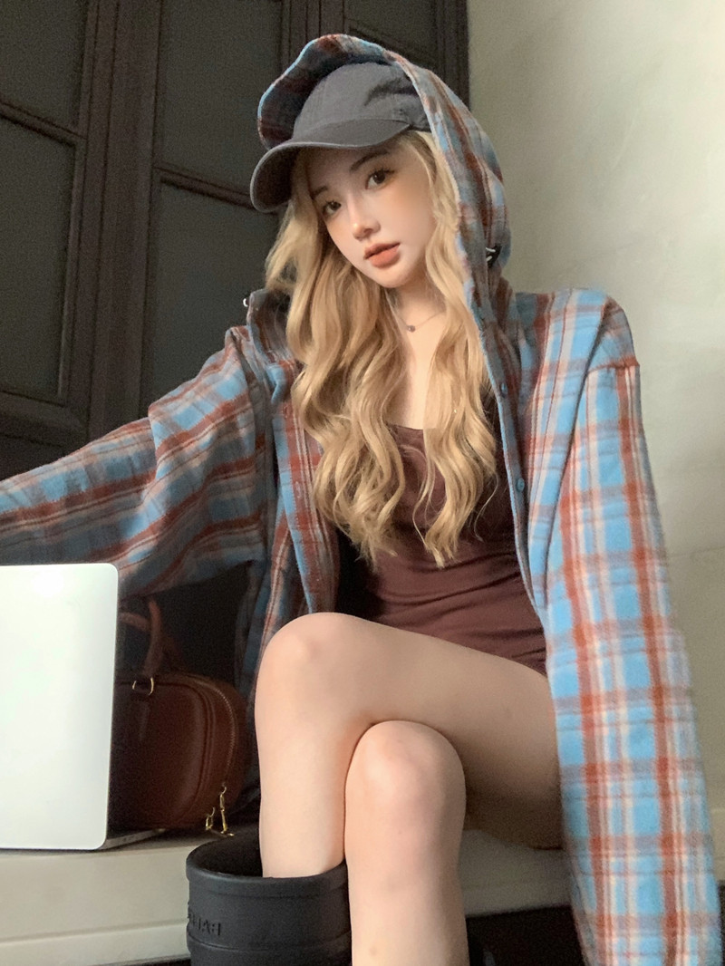 實拍修身顯瘦吊帶包臀連衣裙女+連帽長袖中長款格子襯衫外套