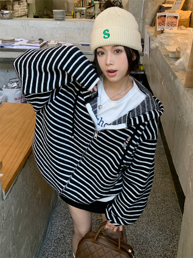 實拍  針織毛衣開衫新款韓系慵懶風休閒條紋連帽外套女