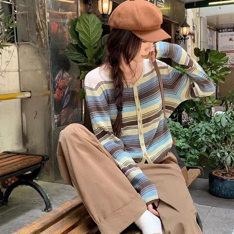 拼色條紋針織開衫女2023秋季新款韓版寬鬆顯瘦小香風圓領毛衣外套