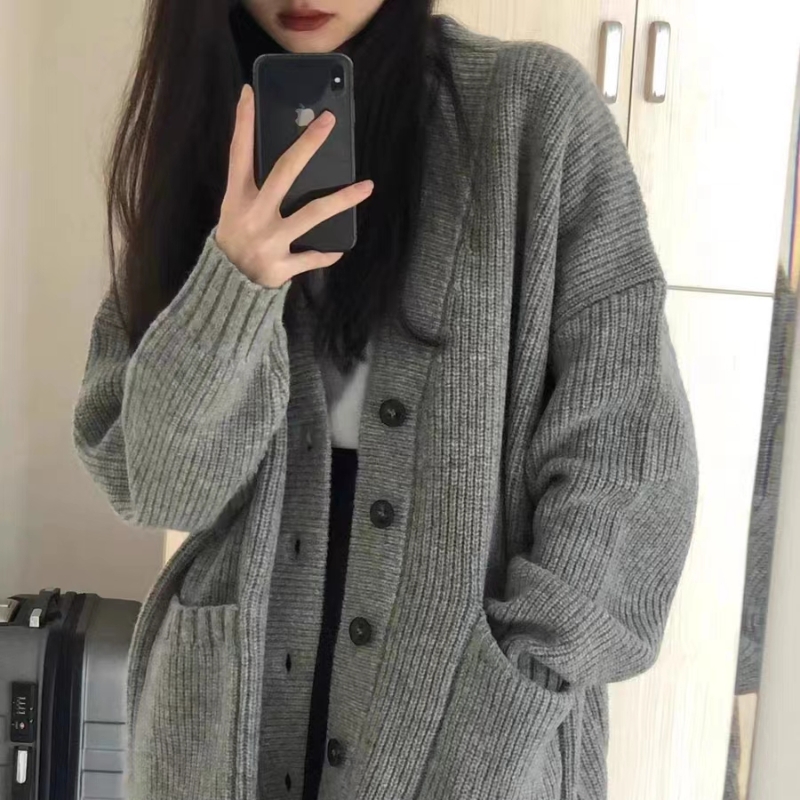 日系復古灰色V領長袖針織開衫女秋冬加厚寬鬆軟糯慵懶風毛衣外套