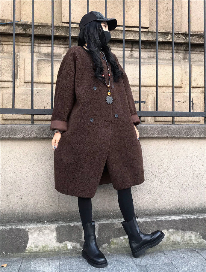 European goods 2023 autumn and winter new large size loose thickened mid-length lamb wool fashionable temperament plush retro jacket