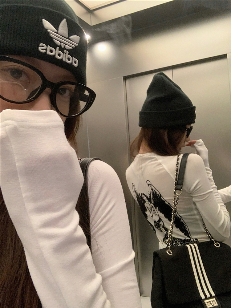 實拍~植絨印花辣妹打底衫女甜辣設計感修身顯瘦長袖上衣