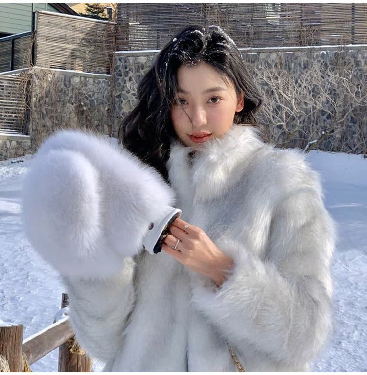 Yi Mengling's same eco-friendly fur short winter new stand-up collar imitation fox fur plush coat women's slim coat