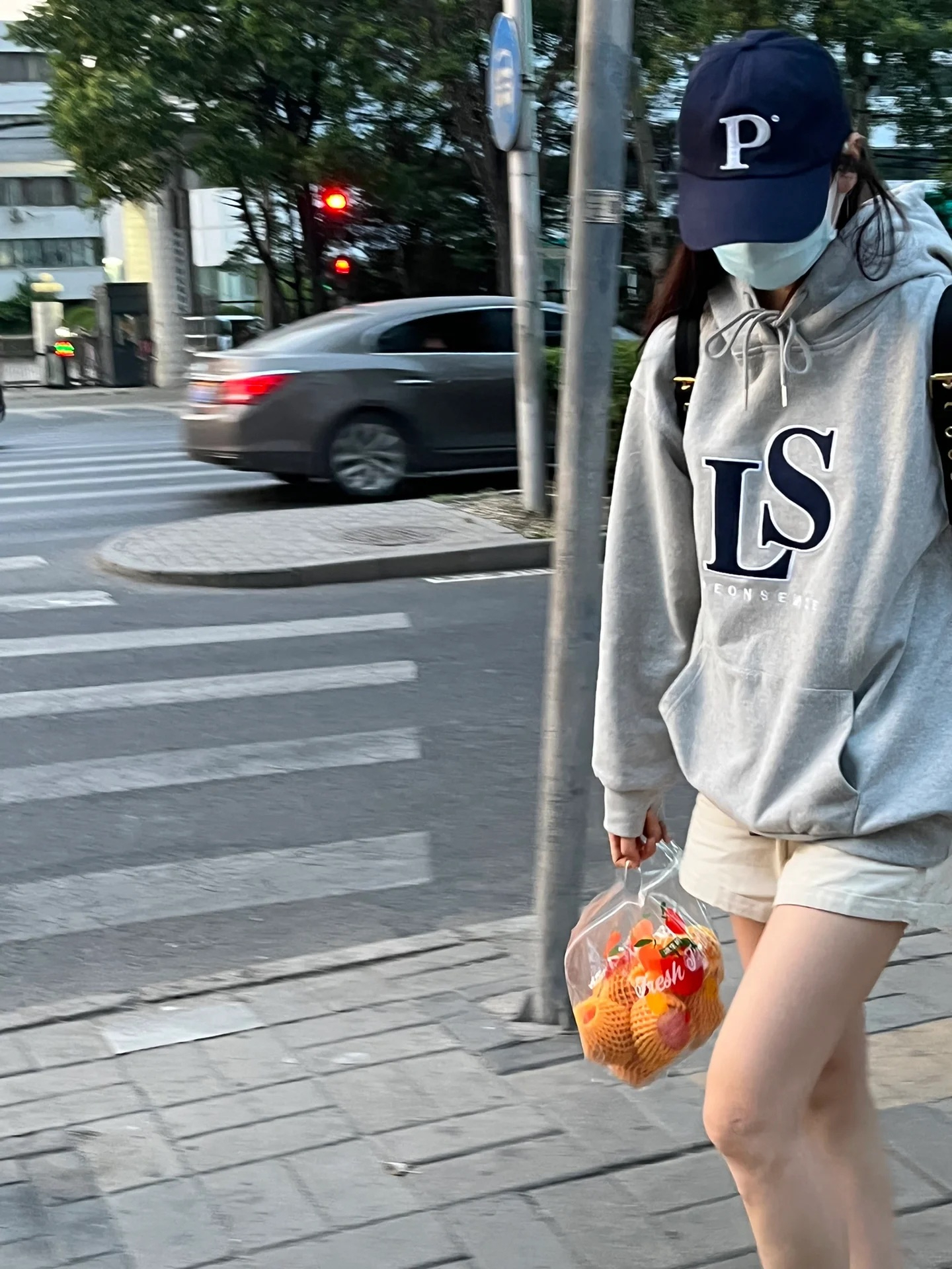 防棉華棉複合牛奶絲300克/銀狐絨400克連帽衛衣女