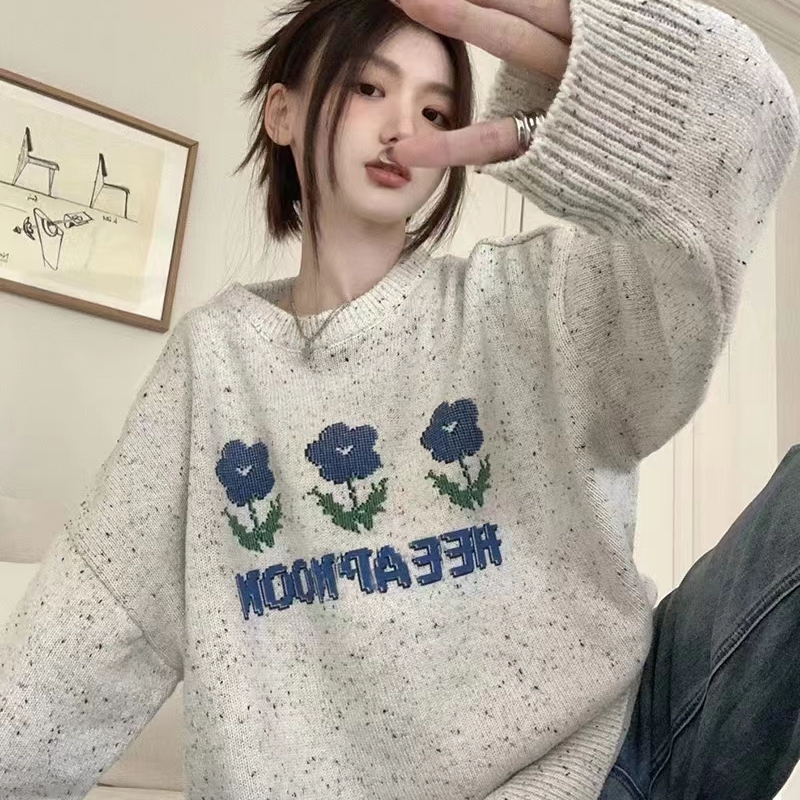 日系復古花朵長袖套頭毛衣女秋冬軟糯慵懶寬鬆設計感小眾針織上衣