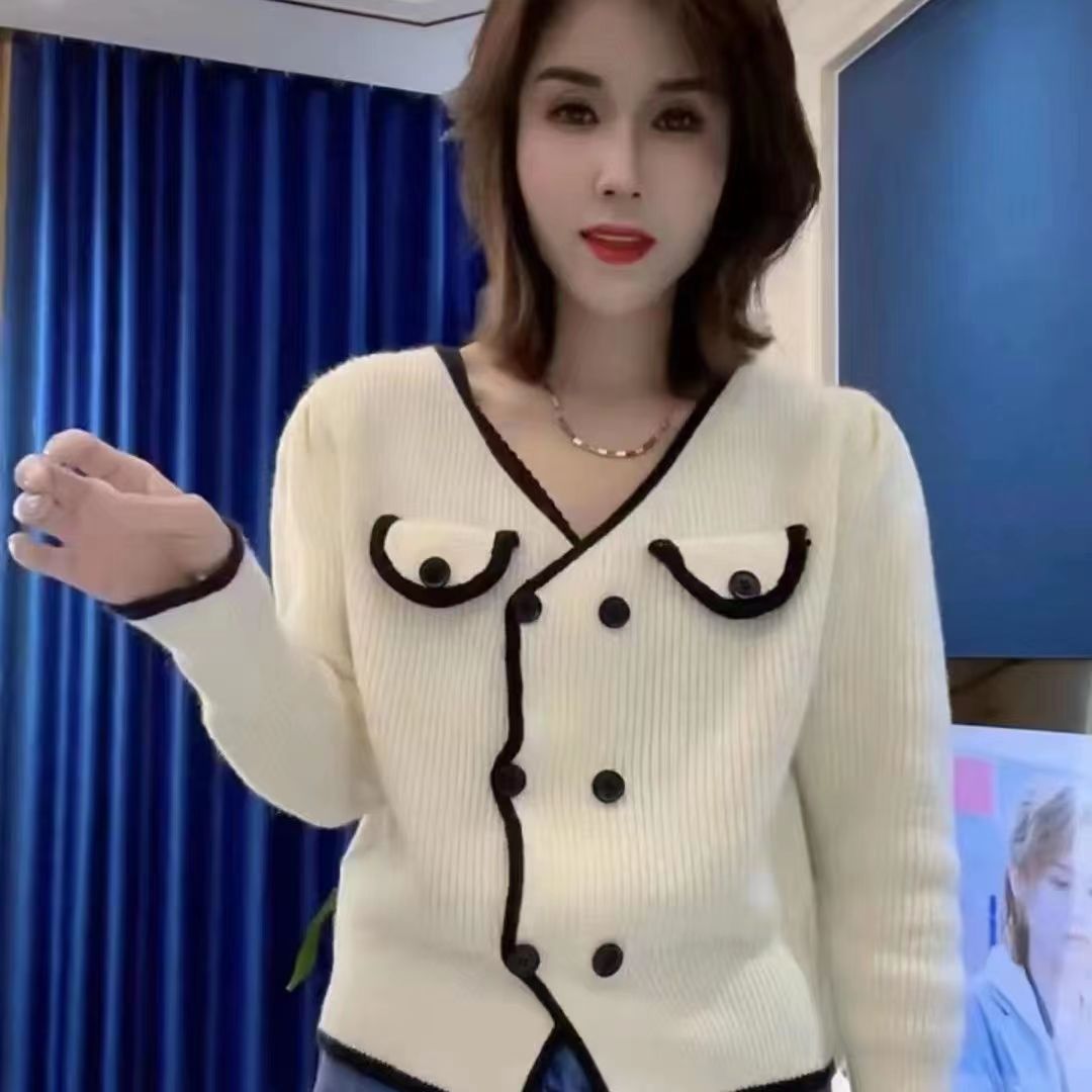 春秋裝新款v領不規則雙排扣設計針織上衣女洋氣百搭軟糯開衫外穿