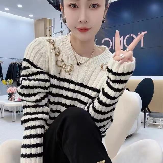 重工釘珠蝴蝶結長袖條紋毛衣女2023秋季高端歐貨時髦氣質針織衫