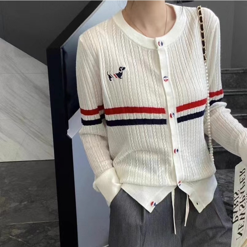 歐洲站2023早秋新款單排扣小狗刺繡寬鬆圓領針織開衫外套女上衣潮