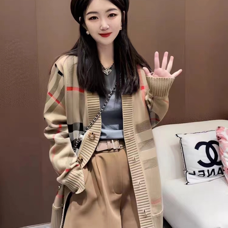 時尚格子長袖上衣女2023秋季新款氣質名媛小香風針織開衫毛衣外套