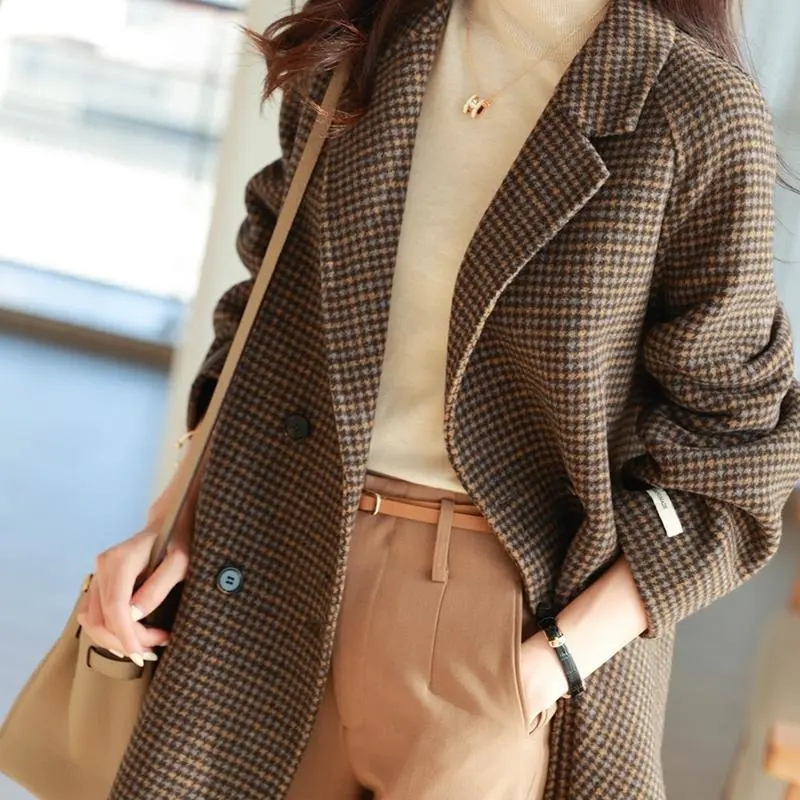 Hepburn style short woolen coat for women autumn and winter thickened small suit double-sided cashmere high-end woolen coat