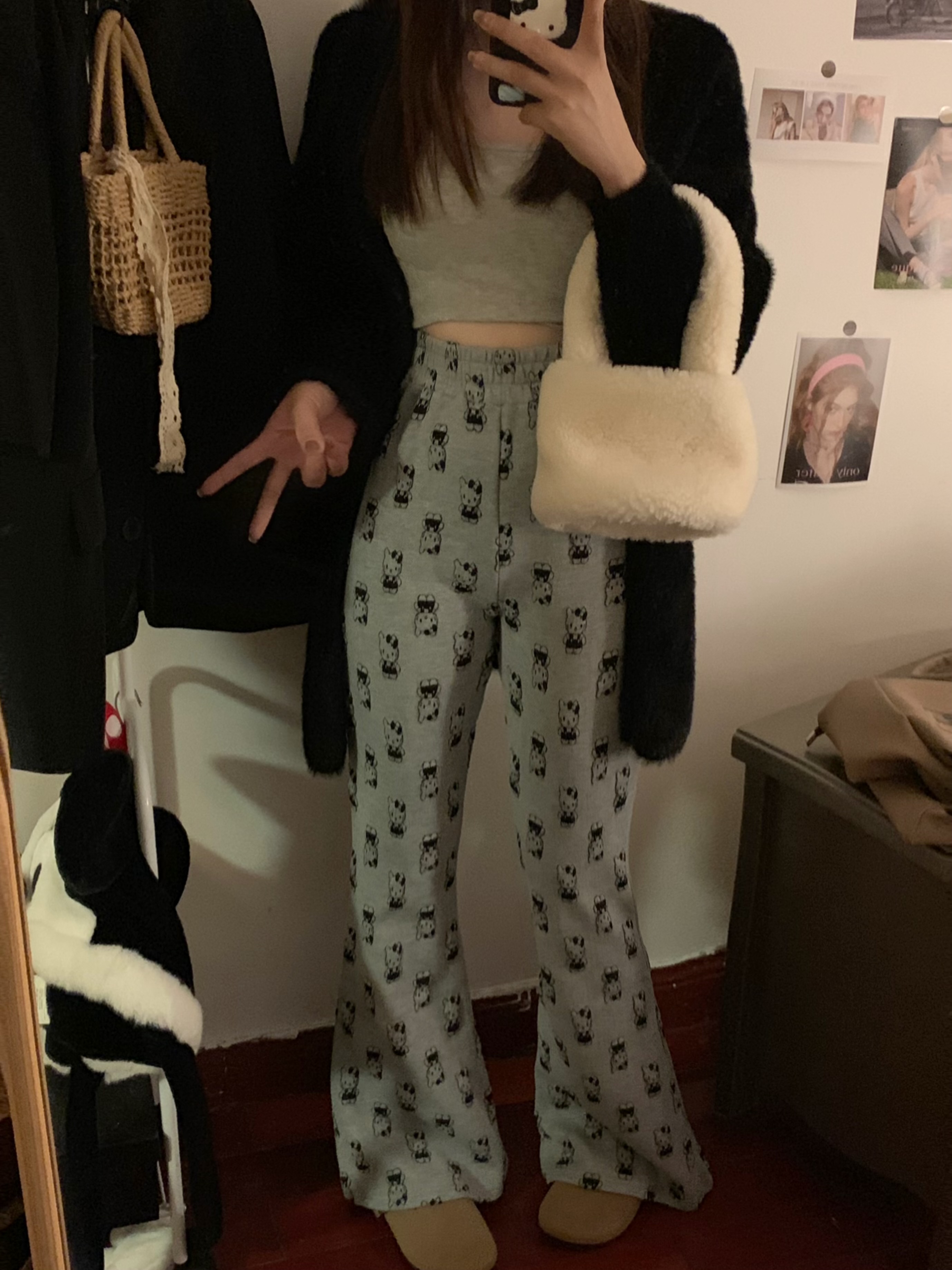 Actual shot of suit, lazy style, soft and waxy black coat, French design, loose and slimming, short long-sleeved top