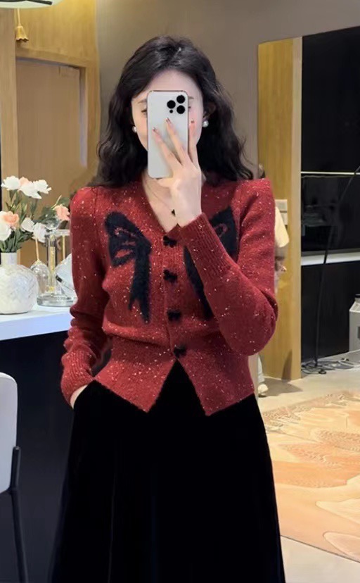 歐洲站2023年新款秋冬V領蝴蝶結針織衫長袖時尚百搭毛衣開衫上衣