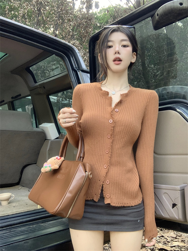 實拍法式咖色正肩針織開衫外套女春秋新款修身內搭高級感上衣