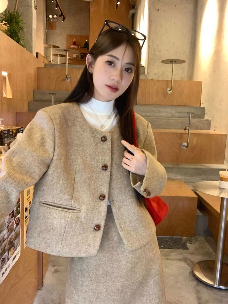 Chic Xiaoxiangfeng thickened long-sleeved woolen jacket mid-length skirt women's autumn and winter 2023 new fashion suit
