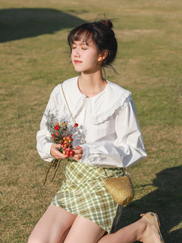 娃娃领白色长袖衬衫女秋季设计感文艺内搭衬衣小个子甜美叠穿上衣