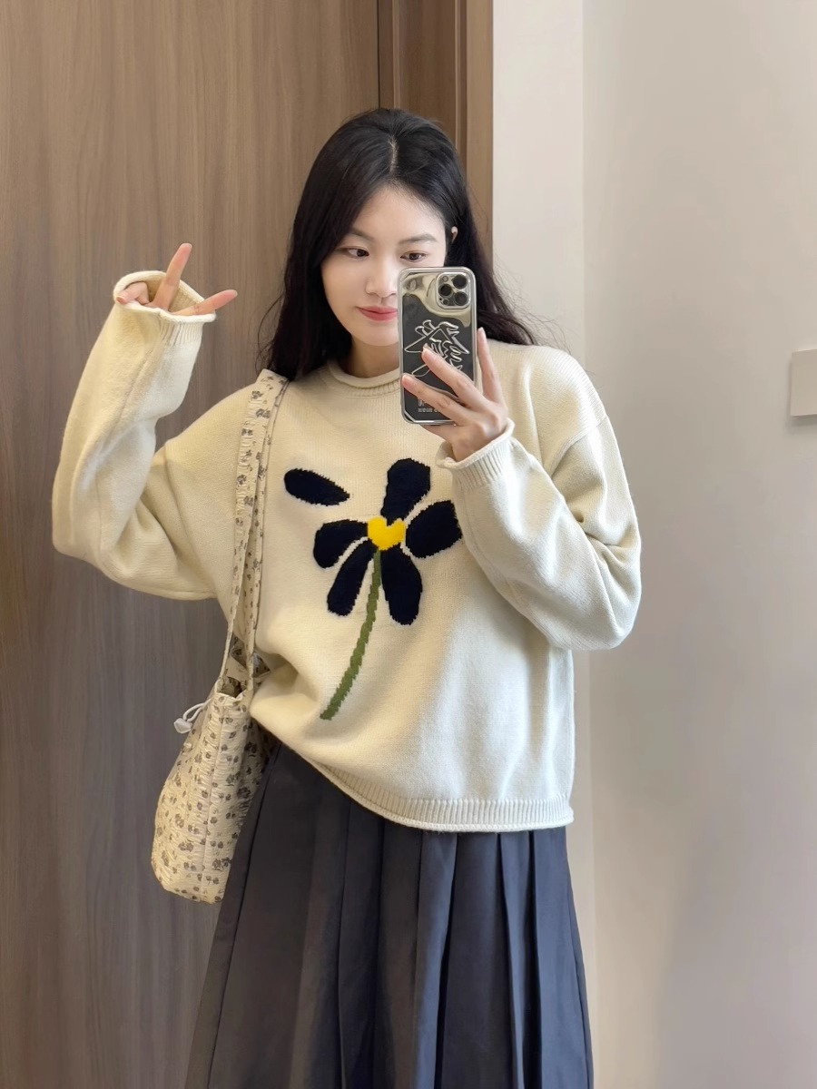 高質量設計感提花套頭毛衣女秋冬韓版寬鬆撞色花朵針織衫