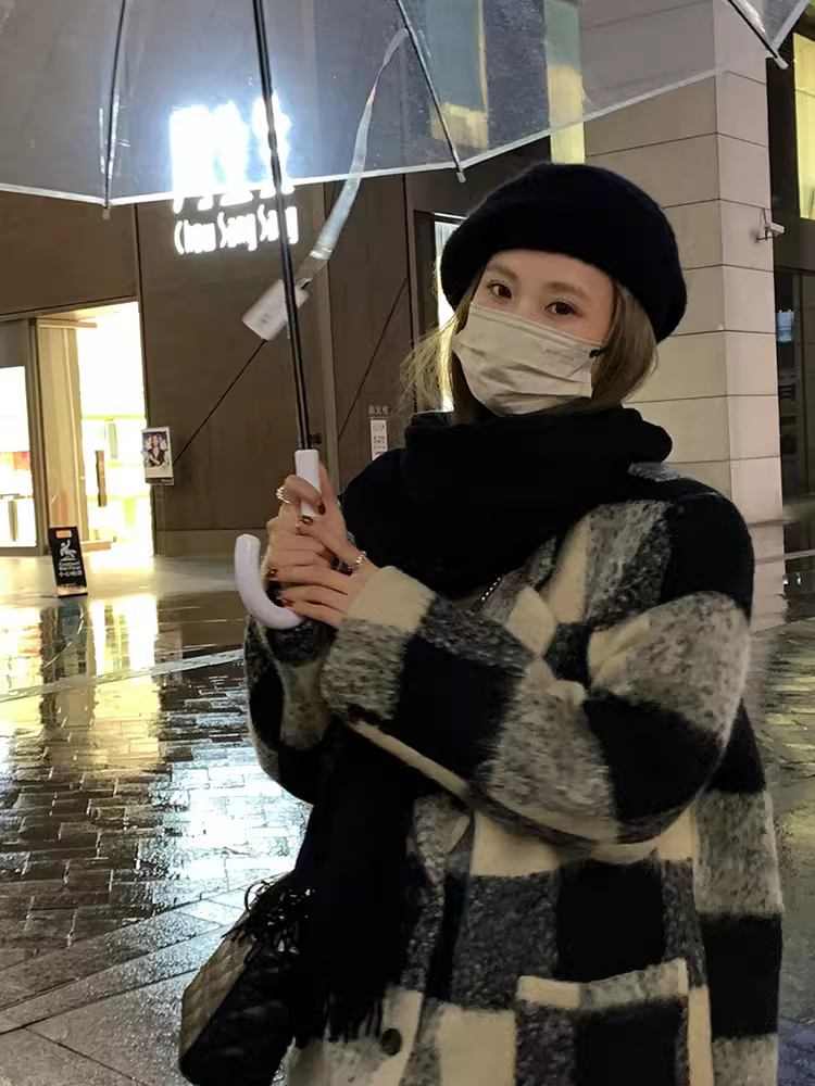U77 Hepburn style suit woolen coat retro small man loose quilted silhouette woolen coat autumn and winter