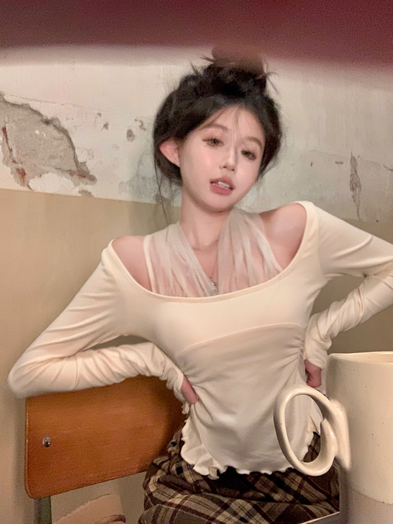 Real shot of sweet and lustful mesh spliced ​​long-sleeved bottoming shirt for women in autumn and winter with hot girl top