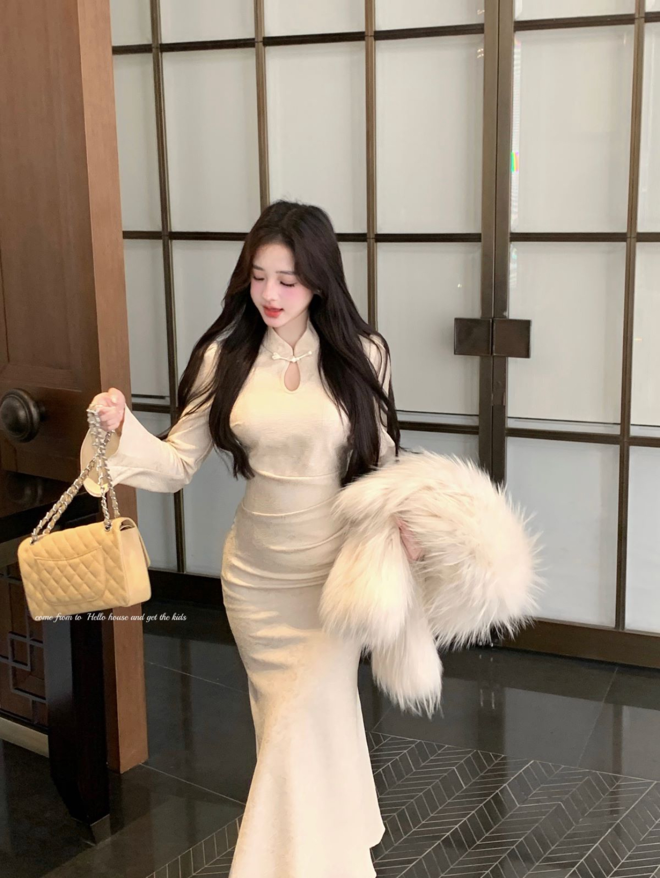 Real shot of stand-up collar fishtail new Chinese style cheongsam dress for women in autumn and winter new style super beautiful and elegant long skirt