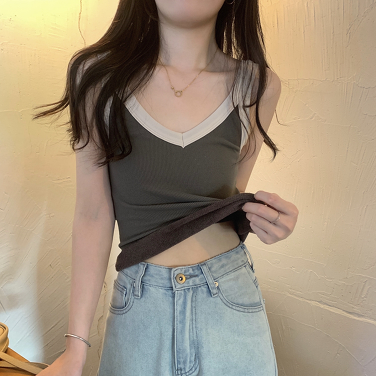 實拍 秋冬韓版修身v領撞色吊帶加絨加厚內搭背心女上衣