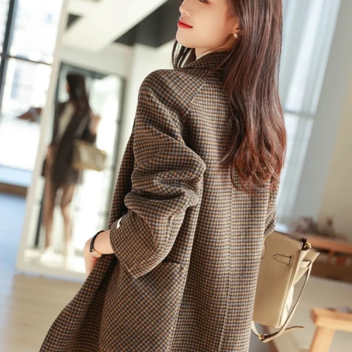 Hepburn style short woolen coat for women autumn and winter thickened small suit double-sided cashmere high-end woolen coat