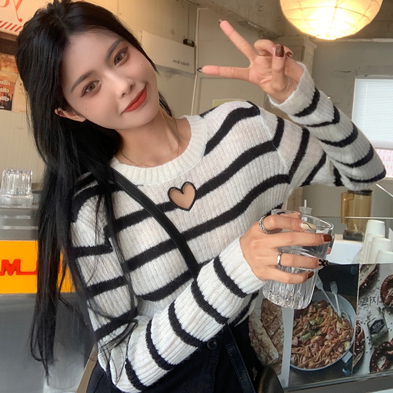 Striped love heart hollow chic sweater women's design niche versatile slim fit autumn and winter knitted bottoming shirt inner wear
