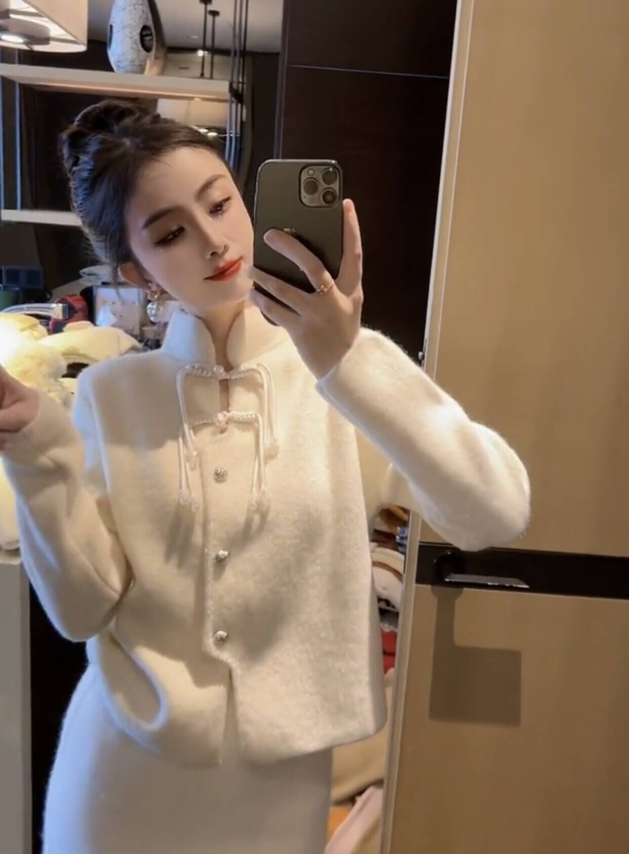 洋洋嚴選-新中式國風改良版盤扣不規則設計開衫毛衣外套女
