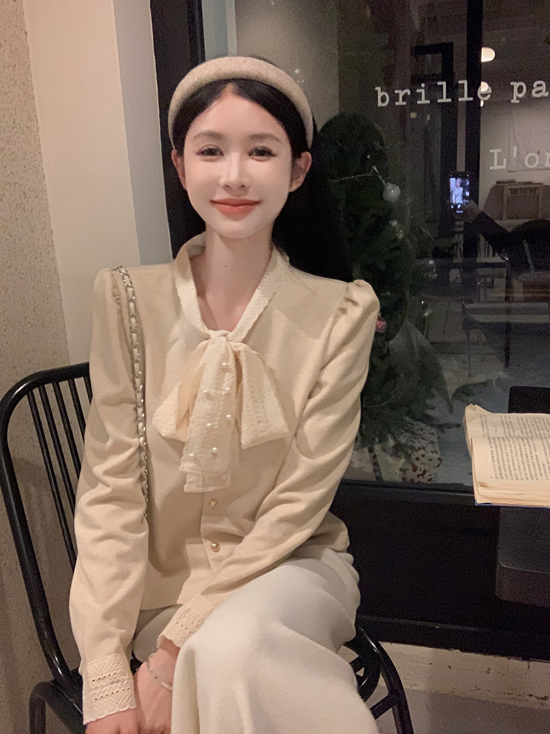 實拍！襯衫女法式赫本風蝴蝶結拼接秋冬別致黑色長袖上衣2368