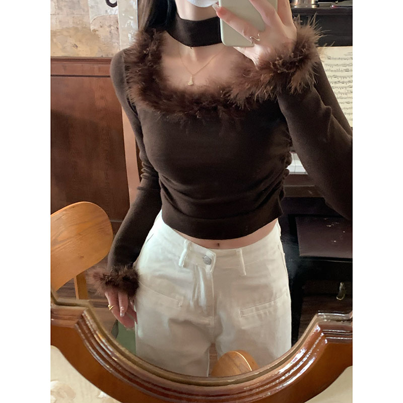 Autumn and winter new style furry splicing hot girl slim-fitting sweater short halter top