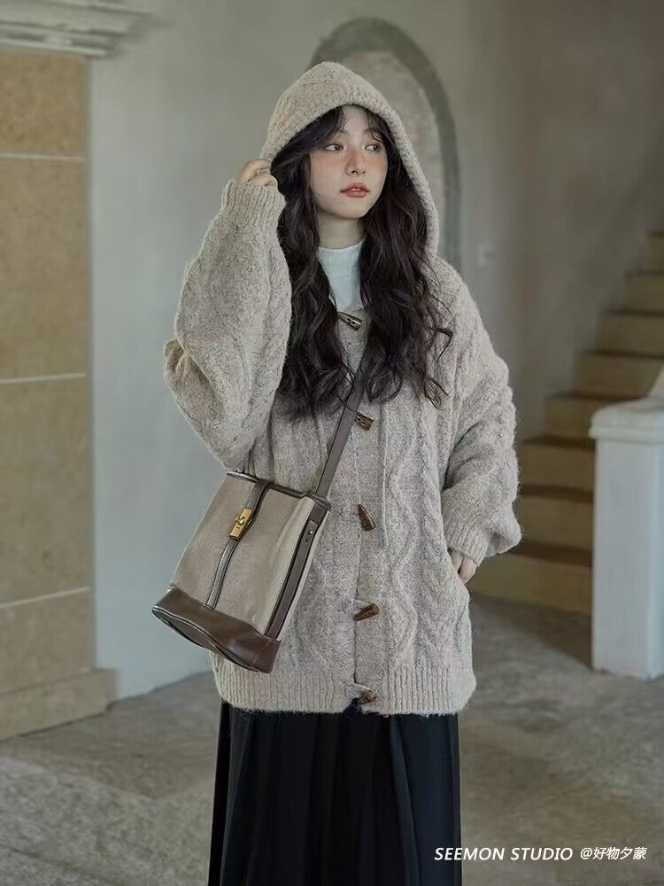 French retro autumn and winter new small style gentle design hooded horn button cardigan sweater thickened coat for women