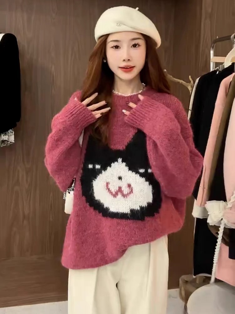 紅色圓領小貓刺繡大碼毛衣女2023年冬季加厚顯瘦寬鬆慵懶風打底衫