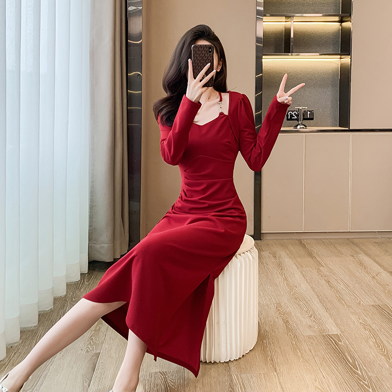 Actual shot of 2024 new French retro square collar chain long hip-hugging slimming annual party party dress