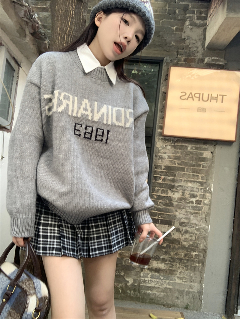 實拍  字母提花寬鬆毛衣