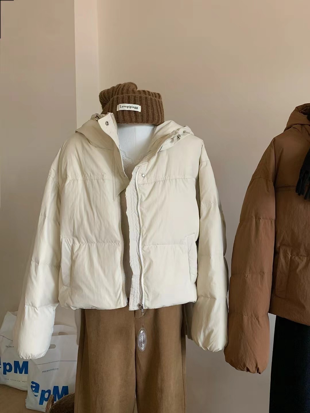 實拍～2023冬季新款韓版百搭寬鬆連帽羽絨服時尚保暖短款外套