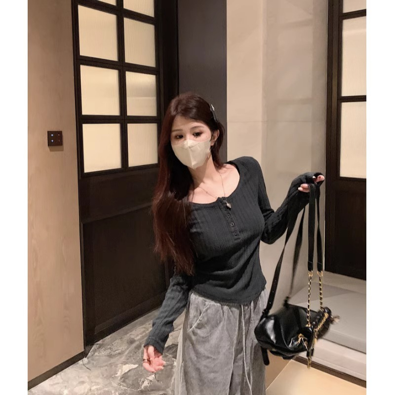簡約坑條長袖修身顯瘦內搭短款T恤女秋冬2023新款氣質打底衫上衣