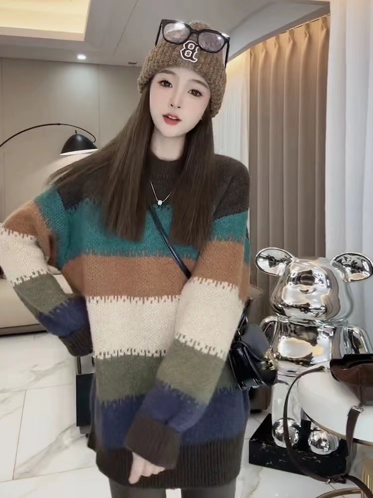 Maple Leaf Love Letter Autumn New Fashion Retro Lazy Style Contrast Color Striped Pullover Sweater