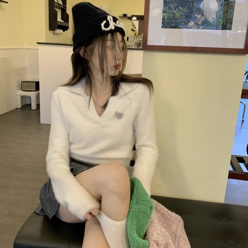 水貂絨翻領毛衣女秋冬氣質外穿設計感小眾高腰短款毛茸內搭打底衫